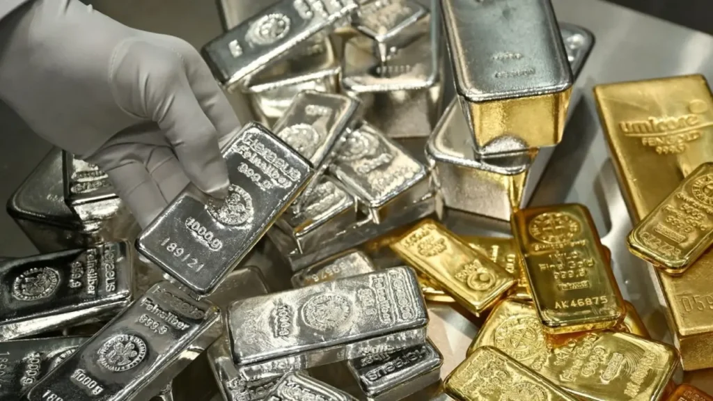 مستويات قياسية.. قفزة بأسعار الذهب والفضة عقب تهديدات الرسوم الجمركية على جرينلاند